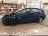 Toyota Prius Two JTDKN3DU3F1989858 снимка