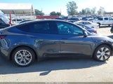 Tesla Model Y Long Range Dual Motor All-Wheel Drive 7SAYGDEE2NF441537 fotografie