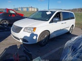 Chrysler Town & Country Touring-L 2C4RC1CG1ER200153 fotografie