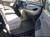 Toyota Sienna Le 8 Passenger 5TDKZ3DC1KS999135 fotografie