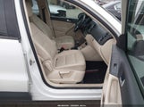 Volkswagen Tiguan 2.0T/2.0T S WVGBV7AX9HK023061 photo