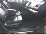 Subaru Outback 3.6R Limited 4S4BSENC0F3267788 снимка