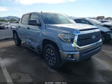 Toyota Tundra Sr5 5.7L V8 5TFDW5F11JX696664 снимка