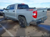 Toyota Tundra Sr5 5.7L V8 5TFDW5F11JX696664 fotografie