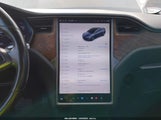 Tesla Model X Long Range Dual Motor All-Wheel Drive/Long Range Plus Dual Motor All-Wheel Drive 5YJXCBE26LF273414 photo