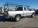Toyota Tundra Sr5 V8 5TBRT34162S266733 fotografie