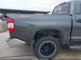 Toyota Tundra Sr5 5.7L V8 5TFDW5F15GX566623 fotografie