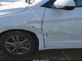 Hyundai Elantra Se 5NPD84LF6HH072076 снимка