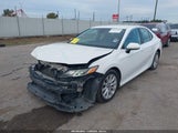 Toyota Camry Le 4T1B11HK5KU260547 photo