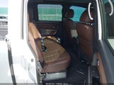 Nissan Titan Platinum Reserve 4X4 1N6AA1ED3MN504454 fotografie
