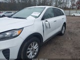 Kia Sorento 2.4L Lx 5XYPG4A39KG565693 photo