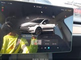 Tesla Model Y Long Range Dual Motor All-Wheel Drive/Rwd 7SAYGDED8RF115772 fotografie