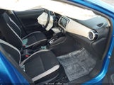 Nissan Versa S 5-Speed Manual Transmission 3N1CN8BV9NLA39501 fotografie