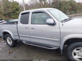 Toyota Tundra Ltd V8 5TBRT3819YS027423 fotografie