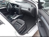 Audi A4 2.0T Premium WAUHFAFL6CN018015 снимка