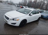 Volvo S60 T5 YV1622FS2C2081403 снимка