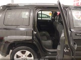 Jeep Patriot Latitude 1C4NJPFB5ED647238 снимка