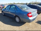 Toyota Camry Le 4T1BE32KX4U877017 снимка