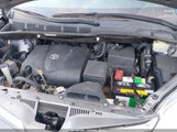 Toyota Sienna Xle 8 Passenger 5TDYZ3DC1JS932012 снимка