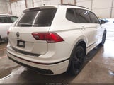 Volkswagen Tiguan 2.0T Se R-Line Black 3VVCB7AX3NM059027 photo