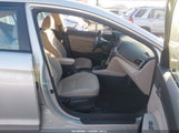 Hyundai Elantra Value Edition 5NPD84LF9HH122775 снимка