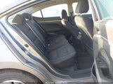 Hyundai Elantra Se 5NPD74LF7JH304497 снимка