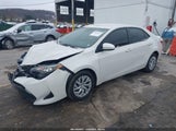 Toyota Corolla Le 5YFBURHE4JP797944 снимка