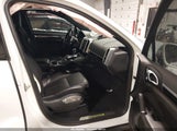 Porsche Cayenne E-Hybrid S Platinum Edition WP1AE2A2XHLA72303 снимка