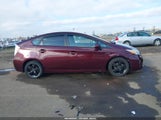 Toyota Prius Three Se JTDKN3DUXD5607881 снимка