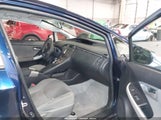 Toyota Prius Two JTDKN3DU2D1620714 fotografie