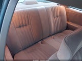 Buick Regal Custom 2G4WB15L5R1436742 снимка