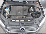 Volkswagen Passat S 1VWAP7A38DC056805 снимка