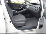 Toyota Prius Three JTDKN3DU1F0420514 снимка