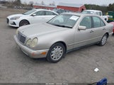 Mercedes-Benz E 320 WDBJF65H2XA929209 снимка