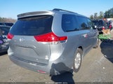 Toyota Sienna Xle V6 8 Passenger 5TDYK3DC6ES426282 fotografie