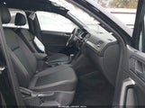 Volkswagen Tiguan 2.0T Se R-Line Black 3VVCB7AX6NM133766 photo