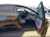 Hyundai Elantra Se 5NPD74LF9JH230287 снимка