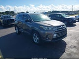 Toyota Highlander Hybrid Limited 5TDDGRFHXKS066408 fotografie