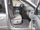 Chrysler Town & Country Touring 2A8HR54P88R817515 fotografie