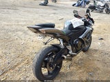 Suzuki Gsx-R750 JS1GR7KA072107089 снимка