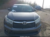 Toyota Highlander Le Plus V6 5TDBKRFHXES056097 fotografie