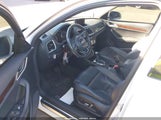 Audi Q3 2.0T Premium/2.0T Sport Premium WA1JCCFS5JR002940 photo