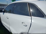 Audi Q3 2.0T Premium/2.0T Sport Premium WA1JCCFS5JR002940 photo