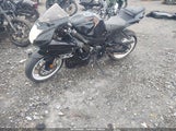 Suzuki Gsx-R600 JS1GN7FA1K7101092 снимка