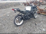 Suzuki Gsx-R600 JS1GN7FA1K7101092 снимка