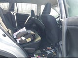 Toyota Rav4 Le JTMZFREV5FD079228 снимка