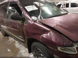 Chrysler Voyager 2C4GJ2538YR809676 снимка