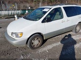 Toyota Sienna Xle 4T3ZF13CXYU298842 photo