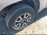 Toyota Tundra Sr5 5.7L V8 5TFUY5F12KX835230 снимка