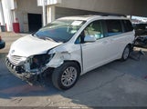 Toyota Sienna Xle 8 Passenger 5TDYK3DC5FS672564 fotografie